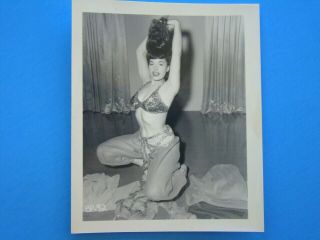 Bettie Page " Vintage - Klaw " 1950 