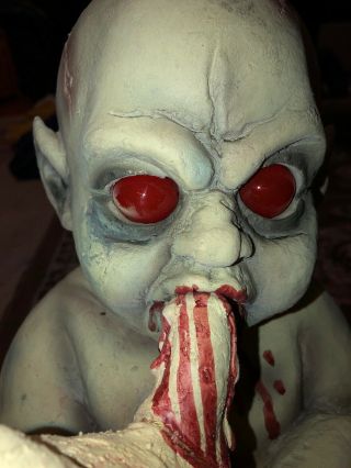 Spirit Halloween Zombie Baby Thumbsucker 2012 Gemmy Rare Morbid Htf Creepy 3