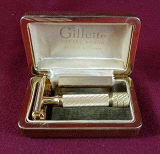 Gillette Gold 430030 Safety Razor W/box.