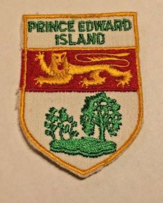 Vintage Canadiana Crests Pei Prince Edward Island Canda Patch