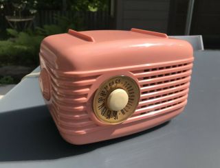 PINK Westinghouse Plascon plastic radio 501 5