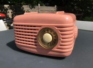 PINK Westinghouse Plascon plastic radio 501 8