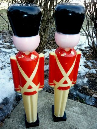TWO BLOW MOLD SOLDIERS PINK FACED HARD PLASTIC UNION Lighted Christmas 5