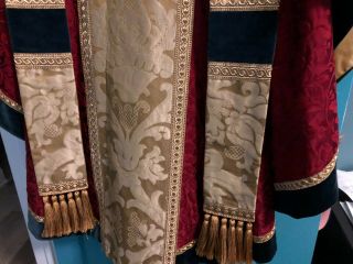GORGEOUS CATHOLIC PRIESTS RED & GOLD DAMASK & BLUE CHASUBLE & STOLE BROCADE 3