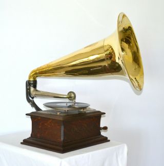 ZONOPHONE CONCERT GRAND PHONOGRAPH WITH LARGE HORN - WE SHIP WORLDWIDE 2