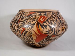 , Quite Large Hopi Indian Pottery Jar By Antoinette Silas Honie