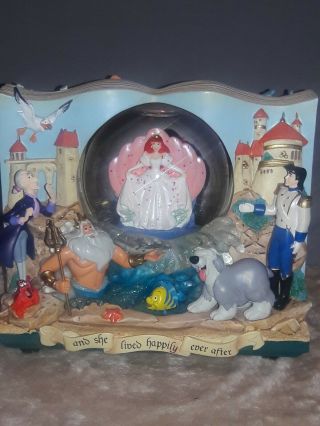 Disney Little Mermaid Ariel’s Wedding Snow Globe W/ Box.