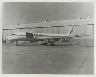 Large Vintage Photo - United Airlines Dc - 8 N8042u