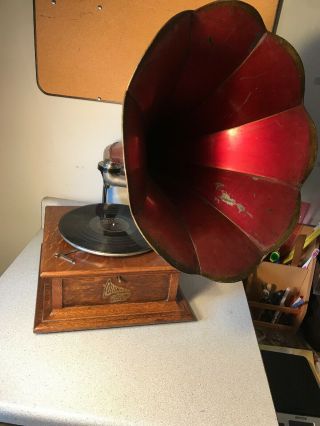Columbia Graphophone Phonograph With Red Flower Horn