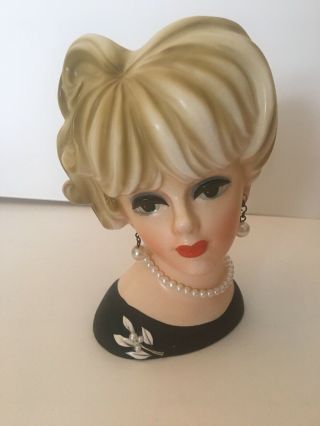 Vintage Napco Head Vase C 7472 Black Dress Pearl Necklace And Earrings 6 1/2 "