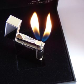 S.  T.  Dupont Montparnasse Cigar Lighter - Black Lacquer/Palladium - Fully Boxed 7