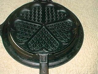 Griswold Alfred Andresen Heart & Star Shaped Cast Rosette Waffle Iron & Base 8 2