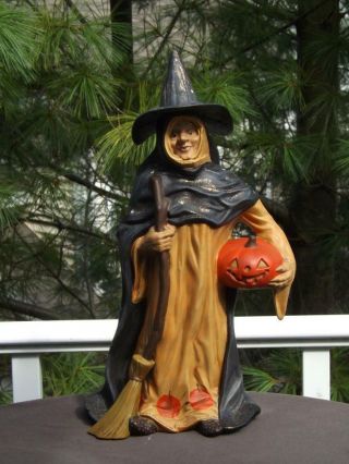 Walnut Ridge Collectibles Halloween Witch 17 " Tall