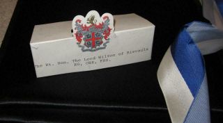 Personal Effects - Estate Harold Wilson - MEDAL PRESENTED BY B ' NAI B ' RITH 1975 2