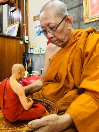 9090 Lifelike Fine Art Thai Monk Statue Amulet Lp Pern Wat Bangpha Meditation 9 "