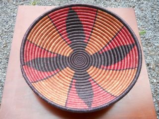 Rwanda Handmade Basket - Large 12 " Diameter