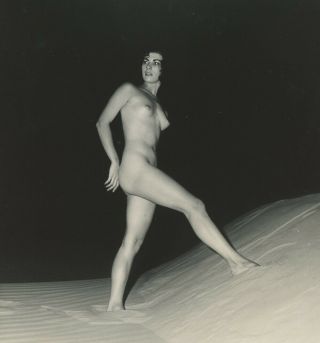 Bunny Yeager Pin - Up Photograph Fine Art Nude In Sand Dunes Nr