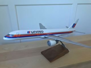 1:100 Pacific Miniatures Pacmin United Airlines Boeing B757 - 200