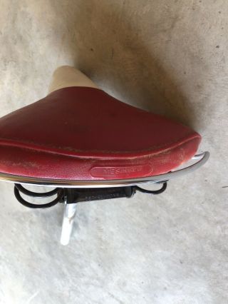 VINTAGE SCHWINN ? MESINGER BIKE SEAT SADDLE RED / WHITE SHAPE 2