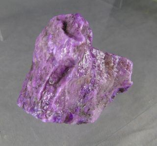 dkd 33J/ 199.  7grams Very Rare Pink/Violet Sugilite Rough 5