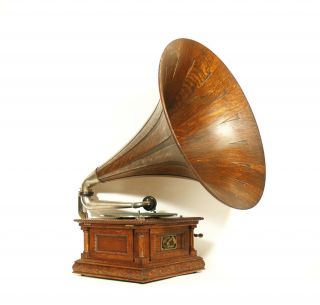 1903 Victor Ms Phonograph W/original Spear Tip Wood Horn & Stunning
