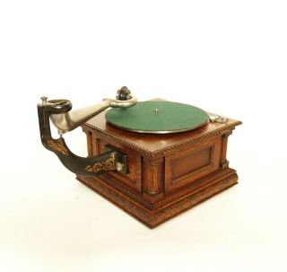 1903 Victor MS Phonograph w/Original Spear Tip Wood Horn & Stunning 4