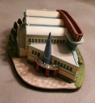 Wdcc - Where The Magic Begins - Feature Animation Building Limited Edition 136