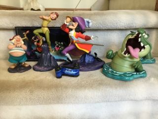 Wdcc Disney’s Figurine 5 Pc.  Set - Peter Pan,  Hook,  Croc,  Smee,  & Title Mib