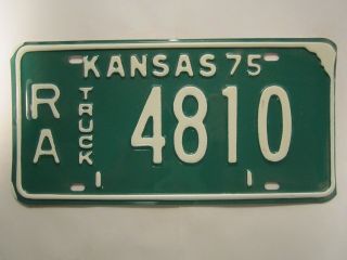 License Plate Truck Tag 1975 Kansas Ra 4810 Rawlins County [z255]