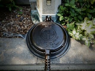 Griswold Waffle Iron No 8 American Cast Iron Low Base And Season