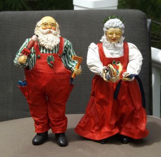 Clothique By Possible Dreams Mr.  & Mrs.  Santa Clause 10 " Tall 1988