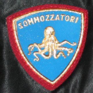 Italy Italia Italian Polizia Di Stato Sommozzatori Divers Deep Sea Caves Octopus
