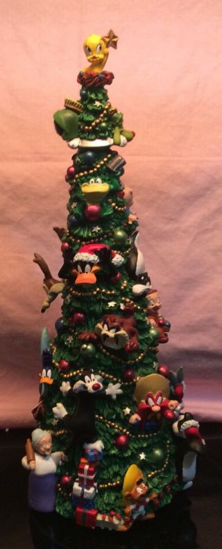 Warner Bros Looney Tunes Musical Lighted Christmas Tree Figurine In Orig.  Box