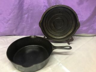 Griswold No.  8 Cast Iron Skillet 777 A And 1098 B Self Basting Lid