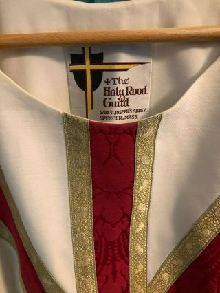 STUNNING CATHOLIC PRIESTS IVORY RED DAMASK & GOLD CHASUBLE THE HOLY ROOD GUILD 3