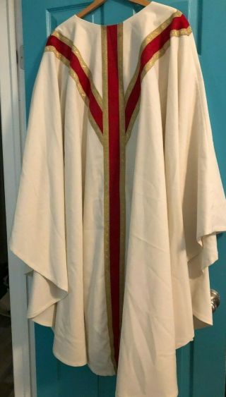 STUNNING CATHOLIC PRIESTS IVORY RED DAMASK & GOLD CHASUBLE THE HOLY ROOD GUILD 4
