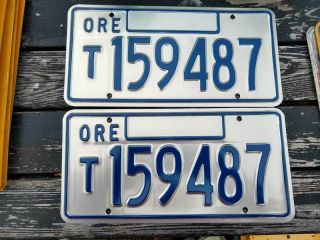 Oregon License Plate A Pair - Unknown Date,  Really T159487