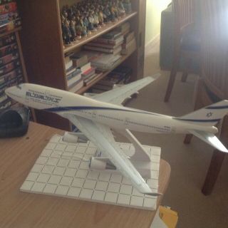 Skymarks 1/200 El Al Boeing 747 - 400 Reg No 4x - Eld