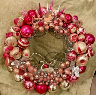Reserved For Amy " Swan Song " Ornament Christmas Wreath Tinsel Glass Plastic