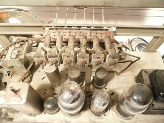 vIntage RCA 19K RADIO part: CHASSIS w/ ALL 9 TUBES & good tuning action 4