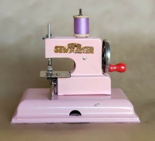 Vtg Kayanee Sew Master Pink Tin Metal Toy Sewing Machine Berlin Germany Us - Zone