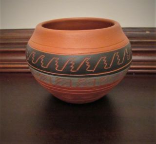 Navajo Pottery Bowl/ Vase Etched & Hand Painted Signed Bernice W Nuyo