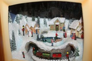 Holiday Decor Roman Inc Animated Merry Christmas TV Box Musical moving train VTG 3
