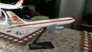 Continental Airlines Airbus A300 1/200 Plastic Model From Wooster,  Rare Model