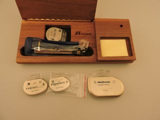 Vintage Demo Pacemakers Medtronic,  Compass And Deskset