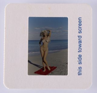 Bunny Yeager 1960s Color Slide Transparency Pretty Beach Comber Blonde Pin - up NR 2