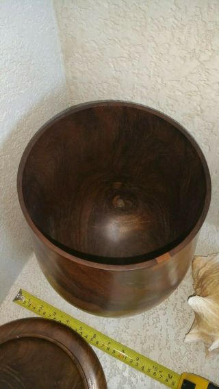 Wooden Kou bowl carved by Sol Apio 4