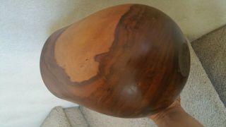 Wooden Kou bowl carved by Sol Apio 8