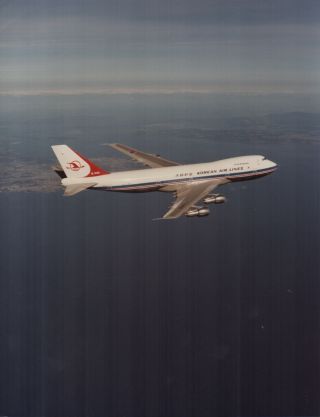Large Vintage Photo - Korean Air Lines Boeing 747 Hl7458 In - Flight