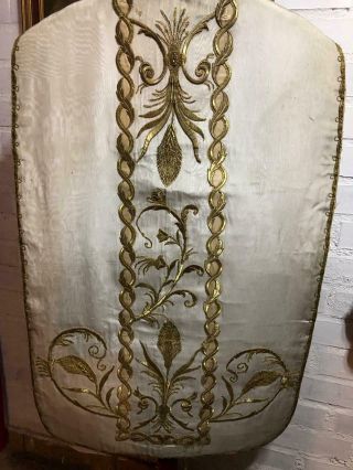 White Embroderie Roman Chasuble,  Vestment,  Chalice,  Monstrance,  Reliquary